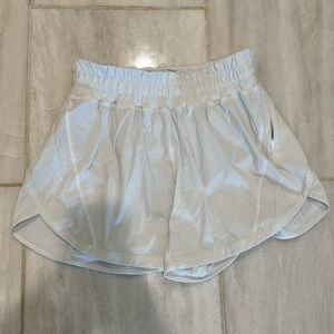 Lululemon Hotty Hot Shorts size 6